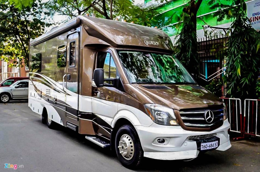 Anh nha di dong Mercedes-Benz hang doc tai Viet Nam hinh anh 2