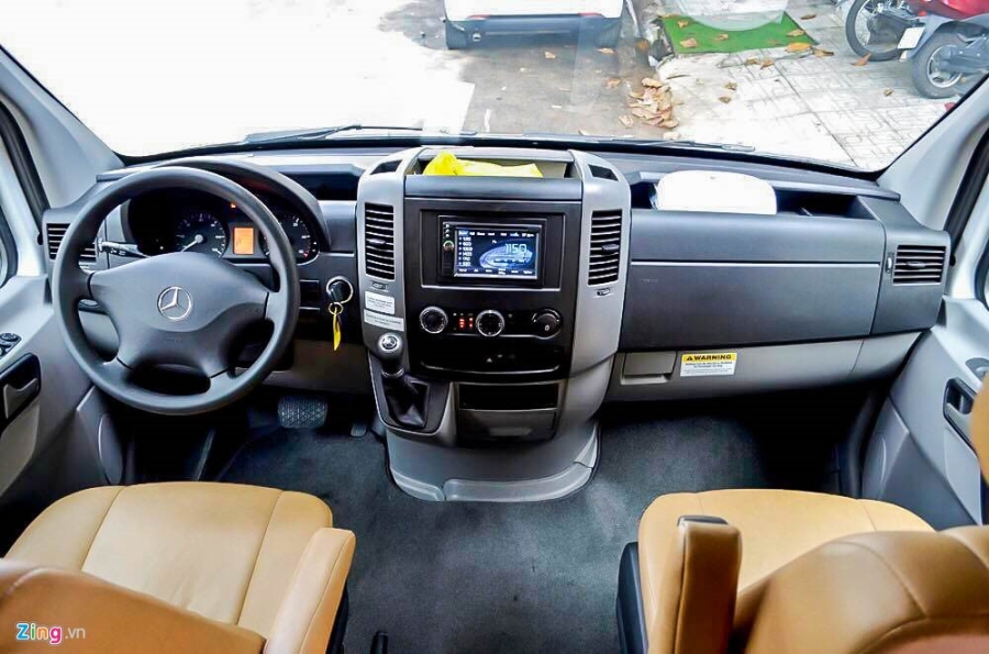 Anh nha di dong Mercedes-Benz hang doc tai Viet Nam hinh anh 5