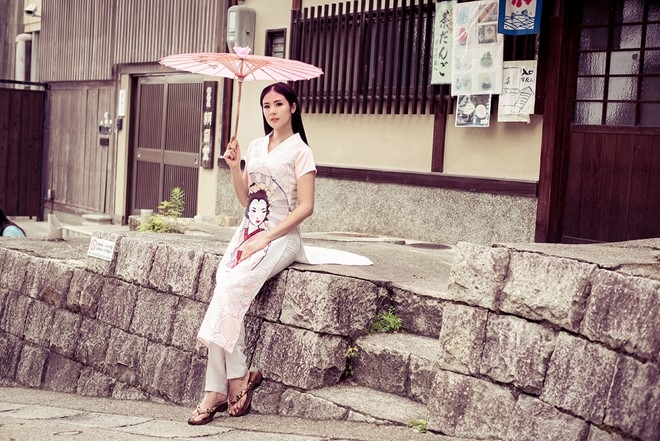 Hoa hau Ngoc Han chup anh ao dai tai Nhat Ban hinh anh 2