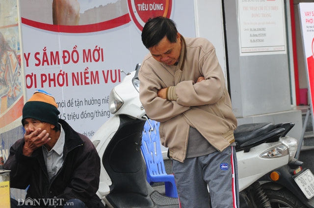chum anh: nguoi ha noi co ro trong cai lanh cuoi thang 11 hinh anh 3