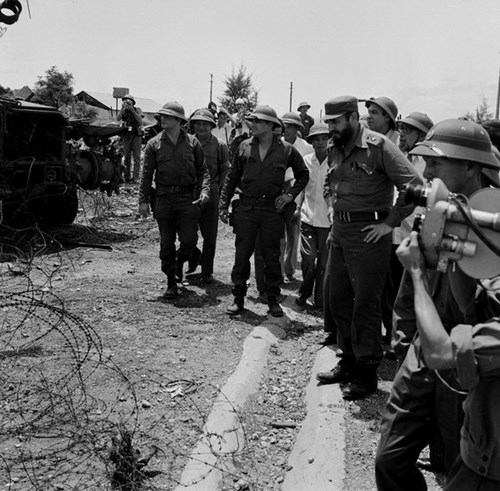 Những hình ảnh không thể nào quên khi Fidel Castro đến Việt Nam ảnh 4
