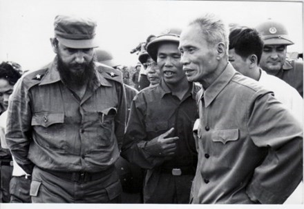 Những hình ảnh không thể nào quên khi Fidel Castro đến Việt Nam ảnh 6