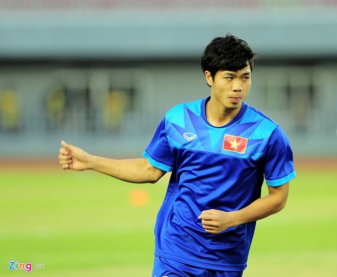 Viet Nam vs Campuchia: Cong Phuong, Van Toan da chinh hinh anh 3