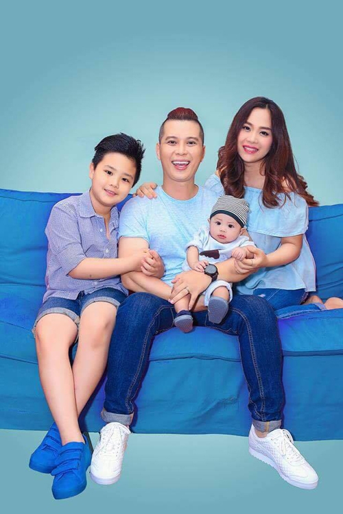 ngay-ay-bay-gio-cua-4-chang-co-don-acm-3