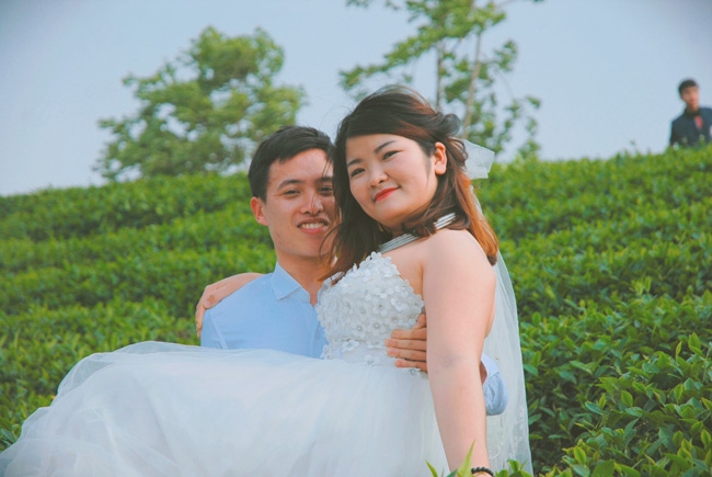 anh cuoi dang yeu cua cap doi vo “to gap ruoi” chong - 3