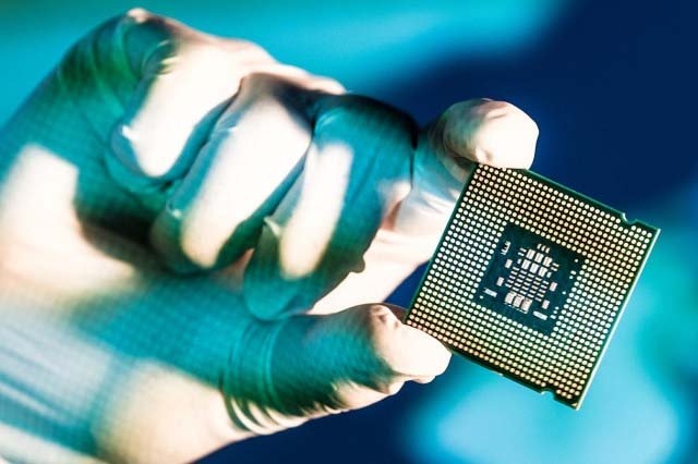 Lộ diện chip Core i7 'khủng' nhất của Intel