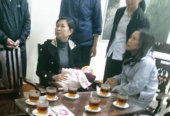  Hiện tại sức khỏe của bé trai vẫn tốt và đang được các sơ chăm sóc. Ảnh: L.C 