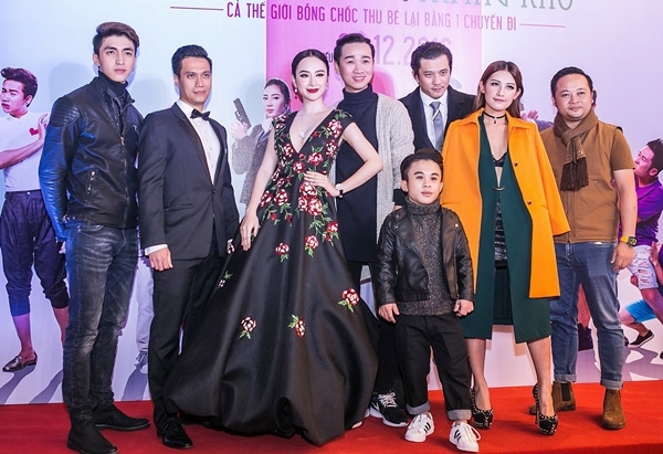 angela-phuong-trinh-tiep-tuc-lam-lo-khi-duoc-ve-si-quan-hoa-thap-tung-10