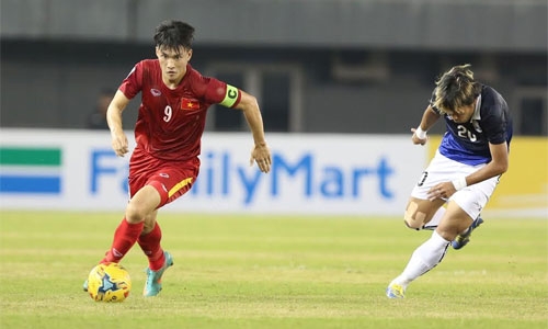 bao-chau-a-khong-can-sanh-voi-messi-cong-vinh-da-la-tuong-dai-cua-khu-vuc