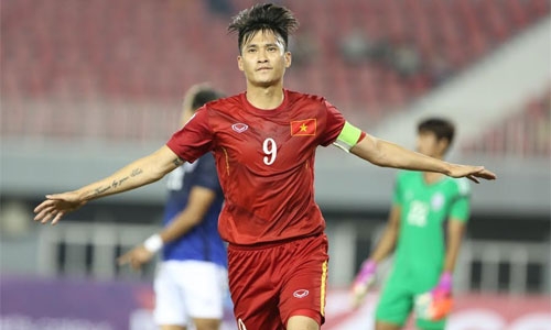 bao-chau-a-khong-can-sanh-voi-messi-cong-vinh-da-la-tuong-dai-cua-khu-vuc-2