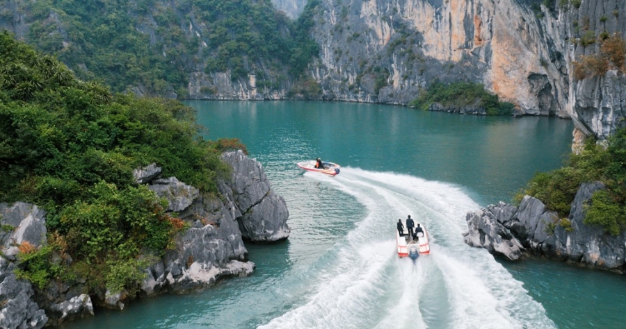 Ha Long tuyet dep trong phim moi cua Angela Phuong Trinh hinh anh 5