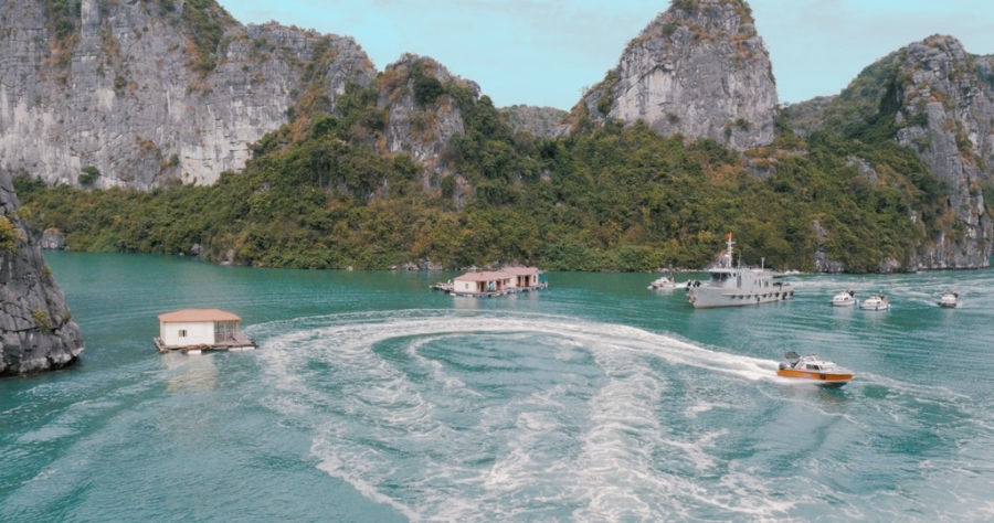 Ha Long tuyet dep trong phim moi cua Angela Phuong Trinh hinh anh 7