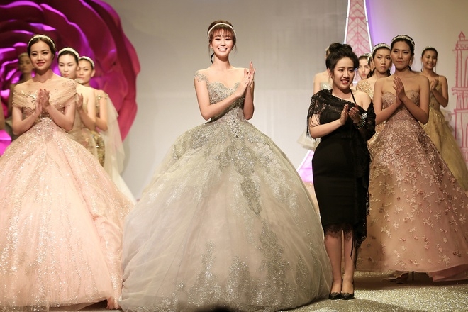 Khánh My mặc váy cưới khoe vẻ đẹp ngọt ngào
