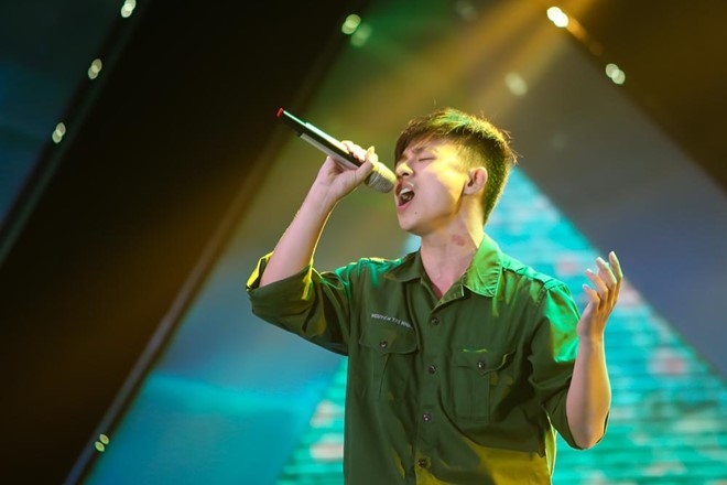 Thu Minh tranh nhac ten Huong Tram tren song truc tiep hinh anh 9