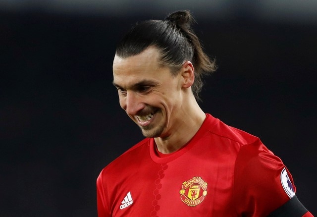 Che Everton da xau, Mourinho bao ve quyet dinh thay Fellaini hinh anh 2