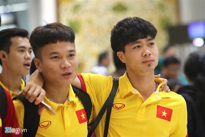 Nhom CDV nong nhiet don tuyen Viet Nam ve Ha Noi hinh anh 6
