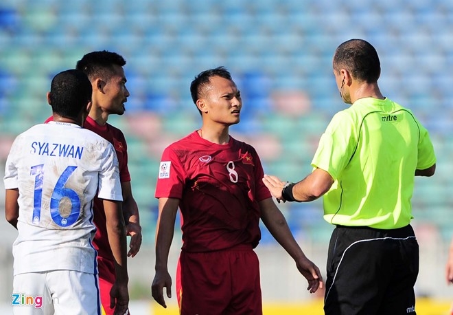 Vi tri nao cho Trong Hoang o ban ket luot ve AFF Cup 2016? hinh anh 2