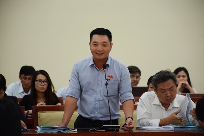 De xuat dau gia bien so xe de tang ngan sach thanh pho hinh anh 1