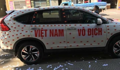 Nguoi ham mo do ve chao lua My Dinh co vu tuyen Viet Nam hinh anh 8