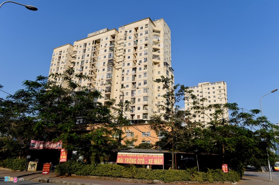 Khu do thi nhieu bai do, showroom oto nhat Ha Noi hinh anh 7