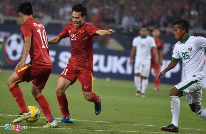 Viet Nam 0-0 Indonesia (H1): Cong Vinh bo lo thoi co hinh anh 1