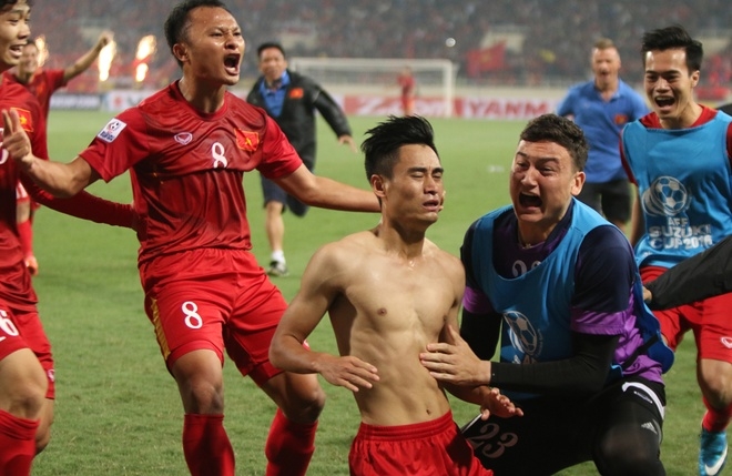 Cuộc khổ chiến của tuyển Việt Nam ở Mỹ Đình - ảnh thể thao