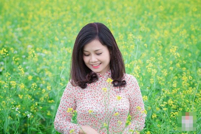 Không thể tin được người phụ nữ xinh đẹp này đã là bà nội tuổi 51! - Ảnh 4.