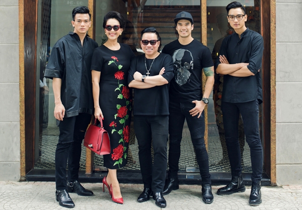 kim-ly-linh-nga-mung-diem-my-tron-54-tuoi-8