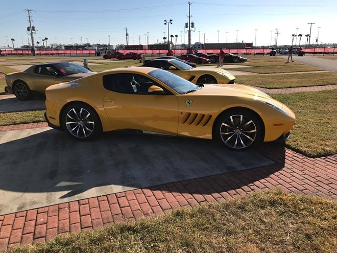 Sieu xe Ferrari doc nhat vo nhi cua bac si nha khoa hinh anh 1