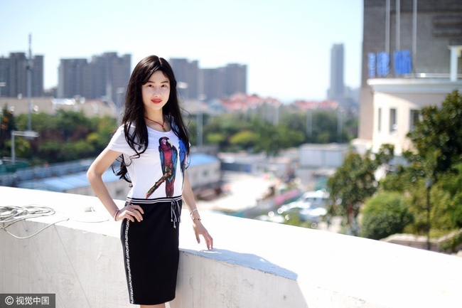 Cô gái 19 tuổi bất chấp tất cả phẫu thuật để trở thành Lưu Diệc Phi thứ hai - Ảnh 11.