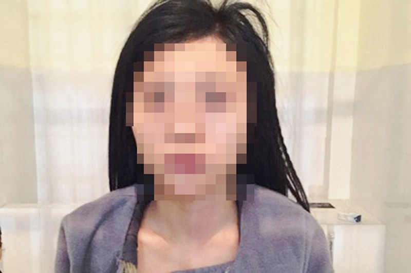 tu ba xinh dep moi gioi chan dai ban dam o phong vip hinh anh 1