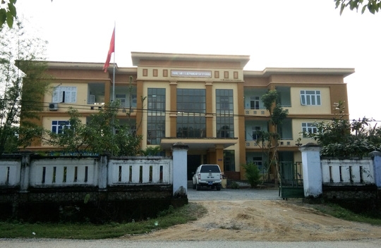 Trung tâm y tế xài sang: Xe công “đắp chiếu” vẫn nộp tiền bảo hiểm