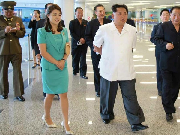 Vợ Kim Jong-un vừa sinh con trai?