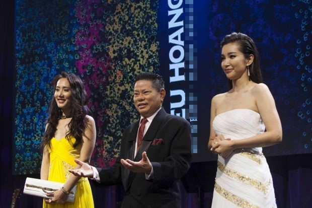 Mối nhân duyên giữa tỷ phú Hoàng Kiều và người đẹp