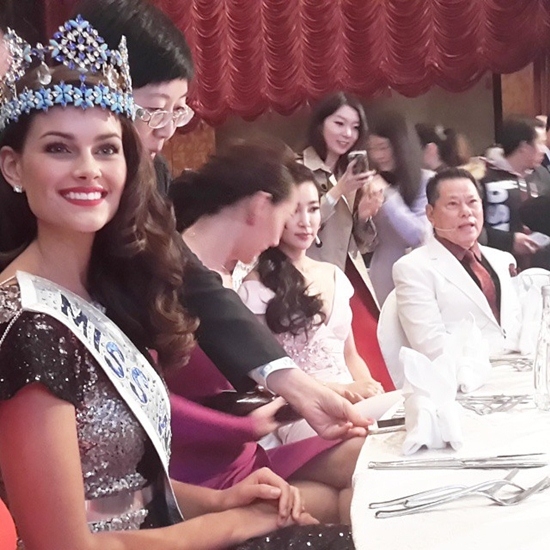Mối nhân duyên giữa tỷ phú Hoàng Kiều và người đẹp