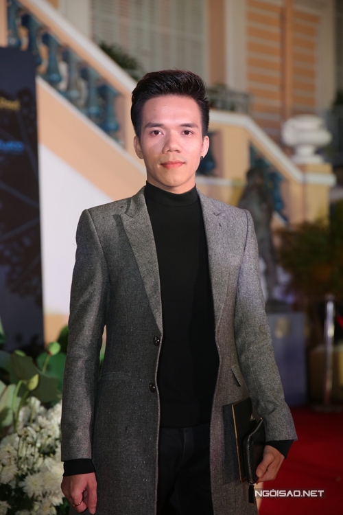 Nhà thiết kế Tuấn Trần.