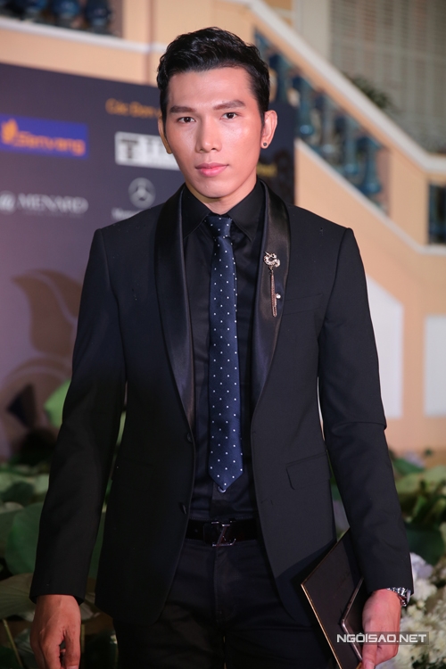 Siêu mẫu Ngọc Tình.
