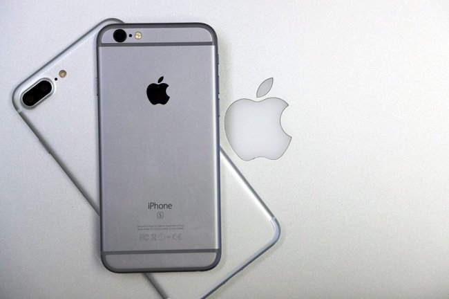 Apple cảnh báo khẩn về sạc và pin dởm