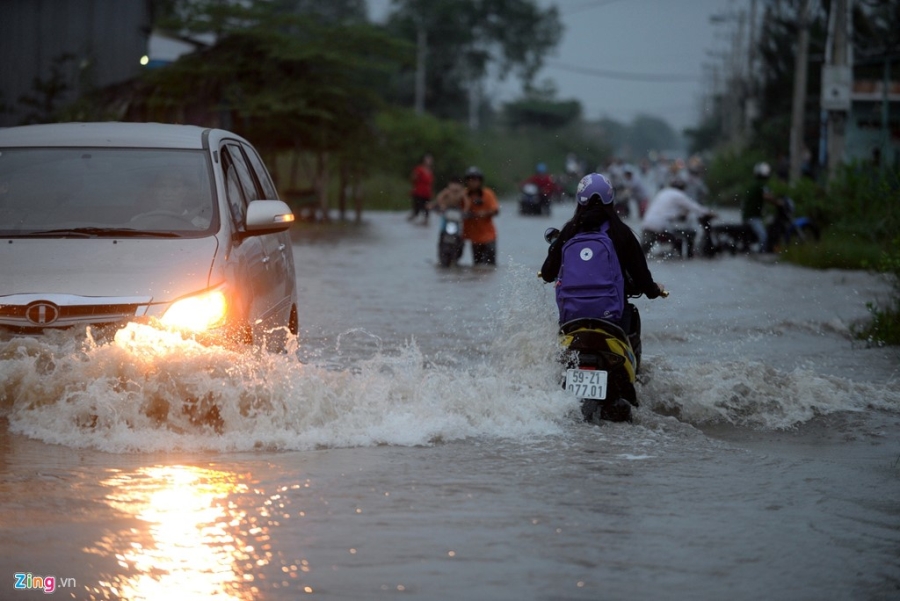 Canh nguoi dan loi bi bom vi trieu cuong o Sai Gon hinh anh 8