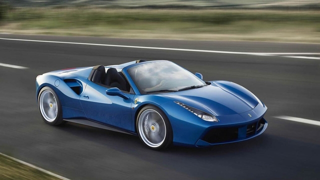  ... và 488 Spider. 