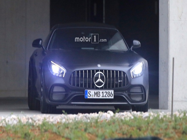 Lộ ảnh Mercedes-AMG GT C Coupe Edition 50 - 1