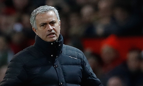 mourinho-toi-biet-vi-sao-man-utd-o-xa-phia-sau-chelsea