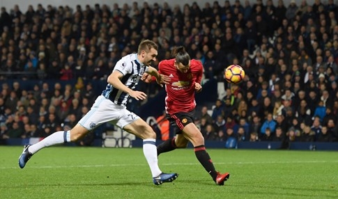 Khi mọi quy luật vô nghĩa trước Ibrahimovic - ảnh 3
