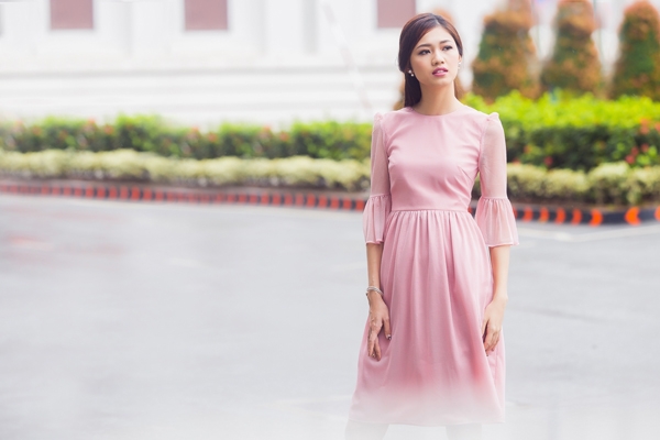 a-hau-thanh-tu-thanh-lich-cung-vay-don-sac-9