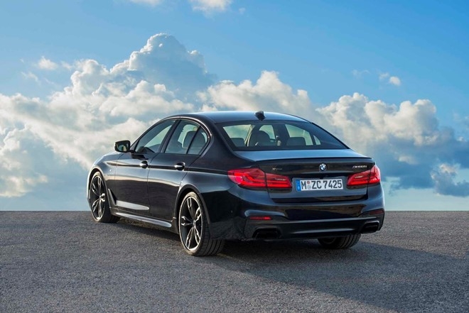 BMW gioi thieu sedan nhanh nhat dong 5-Series hinh anh 5