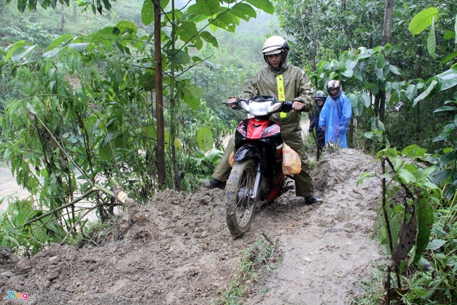 Sat lo dat chia cat nhieu tuyen duong mien nui Quang Nam hinh anh 5