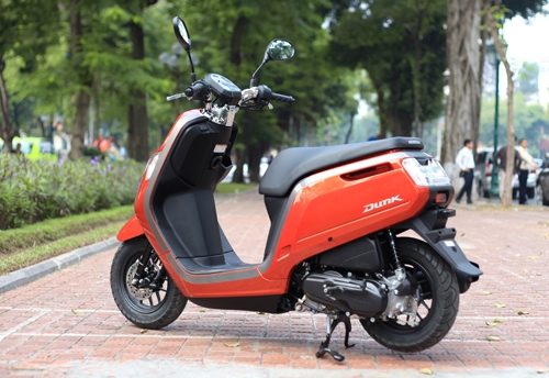honda-dunk-xe-ga-phong-cach-la-tai-viet-nam-1