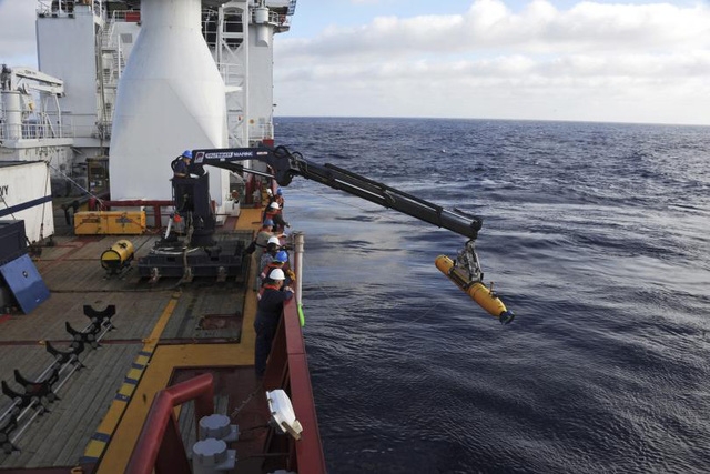  Hoạt động tìm kiếm máy bay MH370 ở Nam Ấn Độ dương (Ảnh: IB Times) 