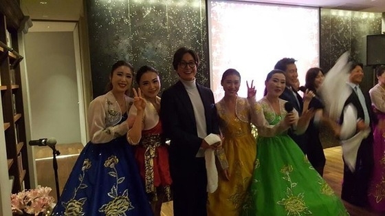 Bà xã Bae Yong Joon lần đầu lên tiếng sau khi sinh quý từ đầu lòng  - Ảnh 2.