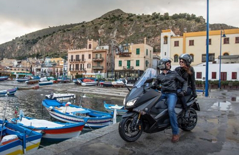 bo-ba-xe-ga-honda-sh-duoc-ua-chuong-nhat-italy-2016-5